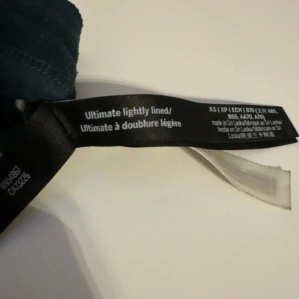Victoria’s Secret Pink Ultimate Lightly Lined Sports Bra - Picture 8 of 8
